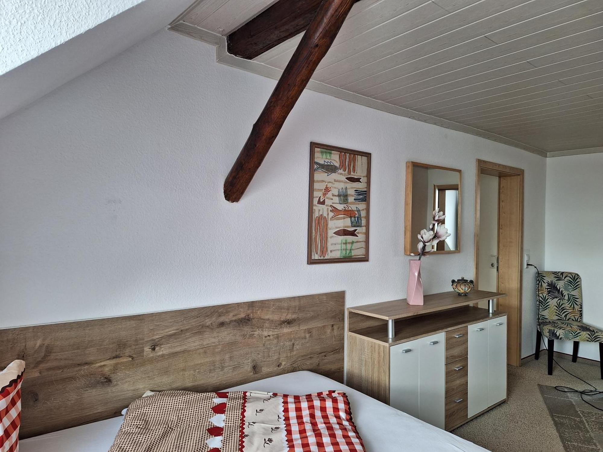 Gaststaette Und Pension Zur Schiene Merseburg Exterior foto